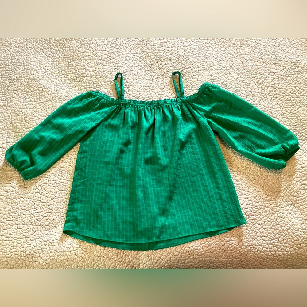 StitchFix blouse by Fortune and Ivy. Size small.